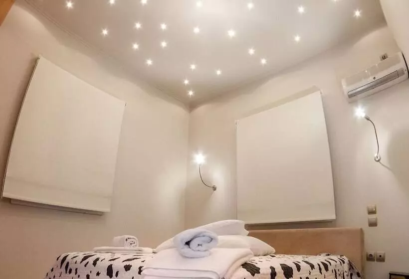 Glyfada  Aquarius Big Garden Villa