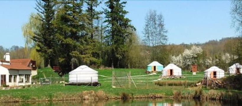 بنسيون Yourtes Du Moulin Bertrand