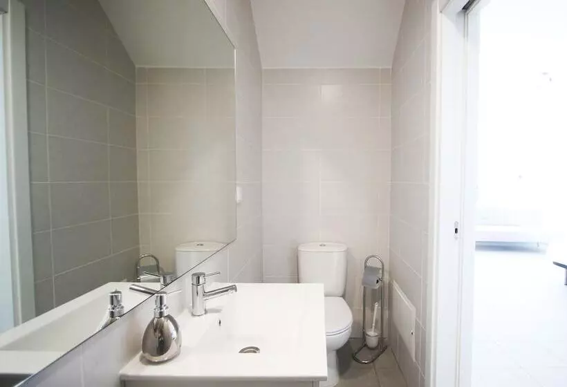 پانسیون Guest House Lovely Swan