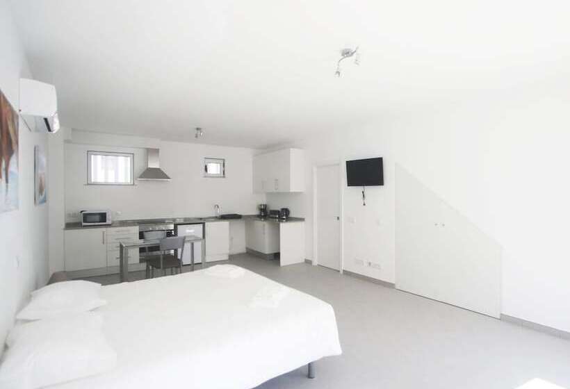 بنسيون Guest House Lovely Swan