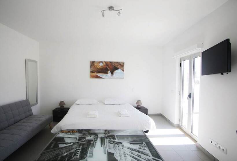 بنسيون Guest House Lovely Swan