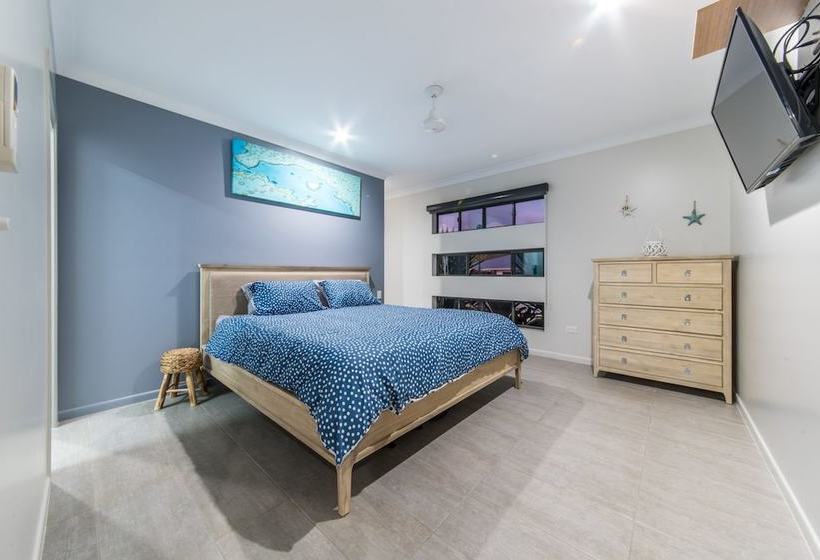 Whitsunday Sands Cannon Valley