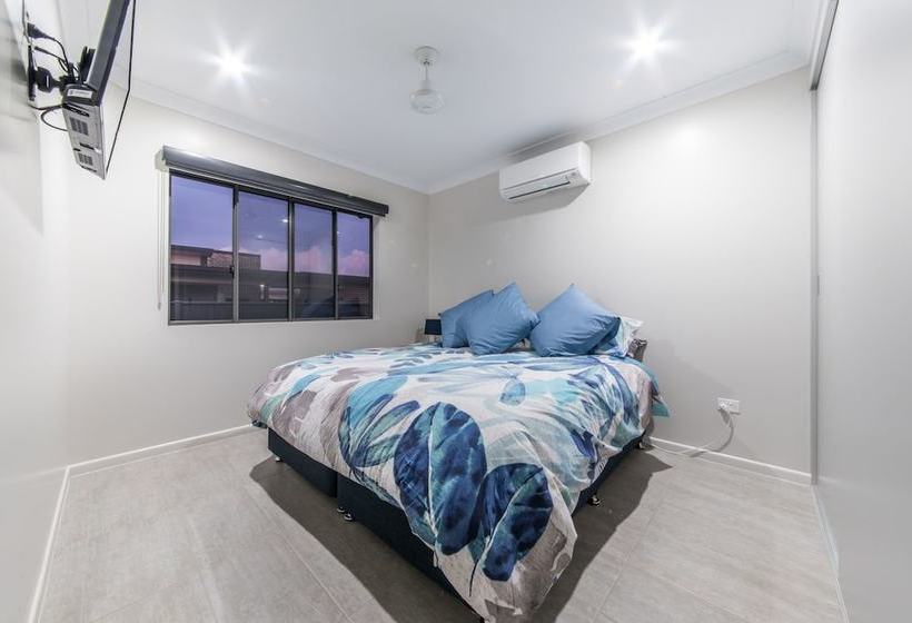 Whitsunday Sands Cannon Valley