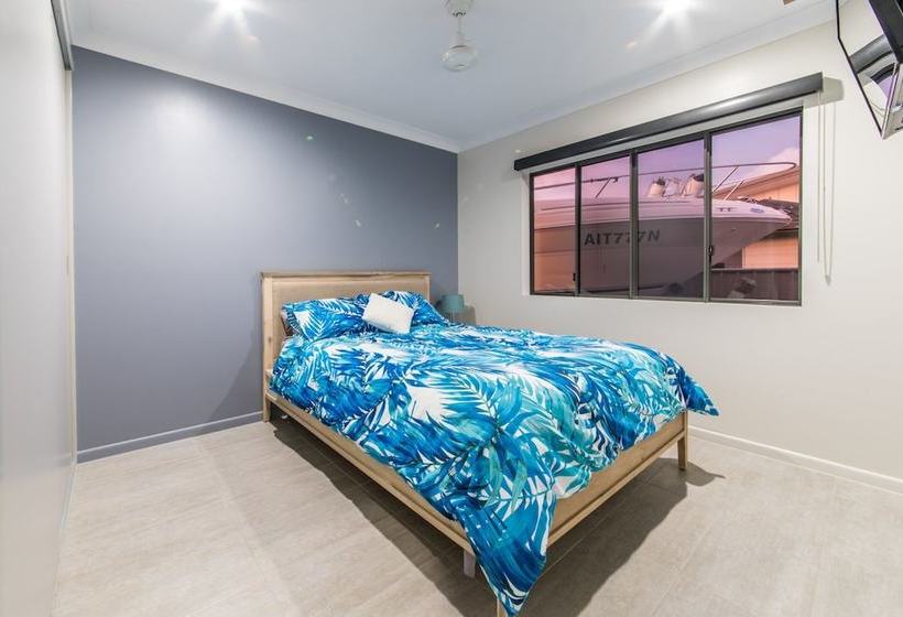 Whitsunday Sands Cannon Valley