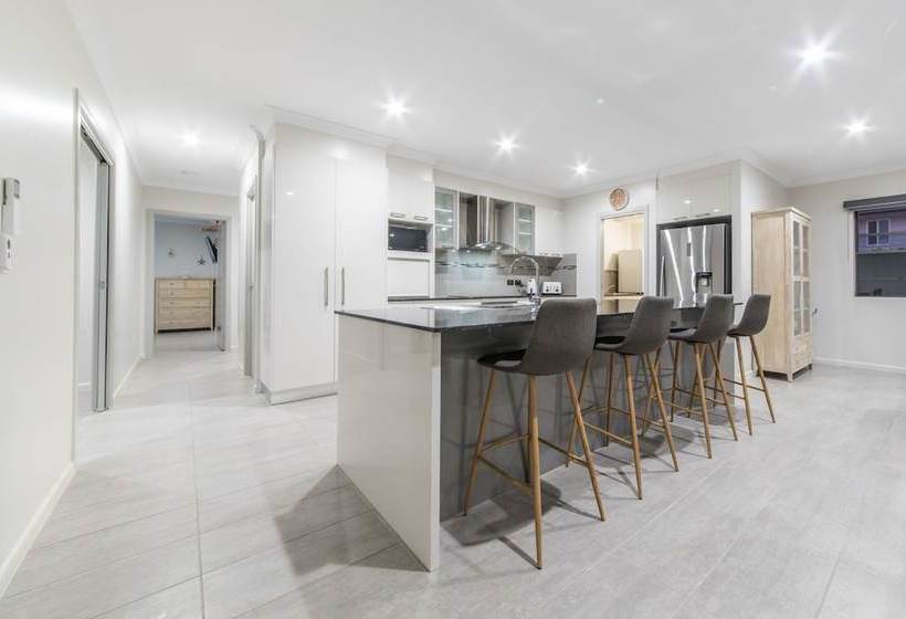 Whitsunday Sands Cannon Valley