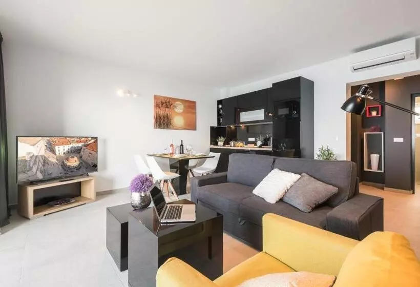 Residence Delta