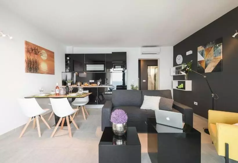 Residence Delta