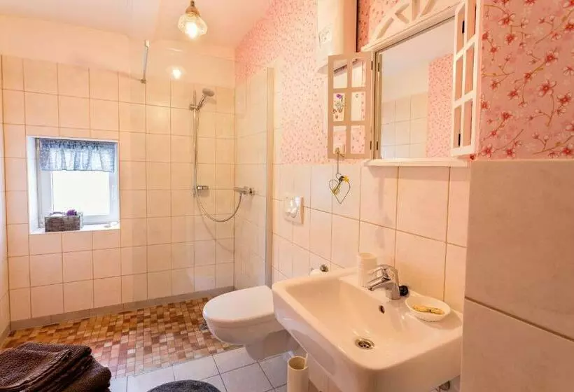 Schwesterherz Im Schlafrock In Merxleben