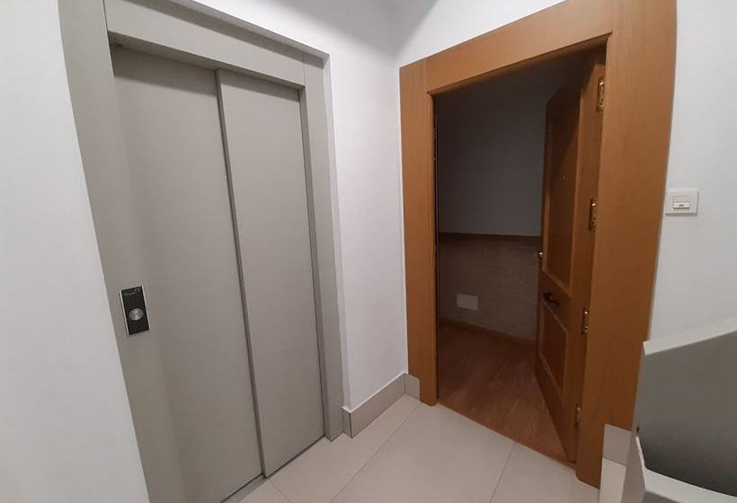 Trampantojo Apartamento En El Corazon De Pamplona