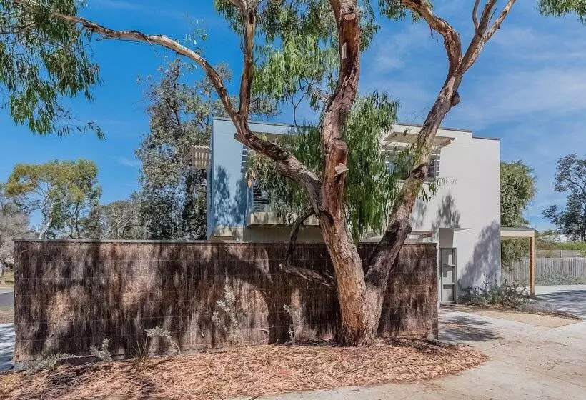 Broughton By The Beach