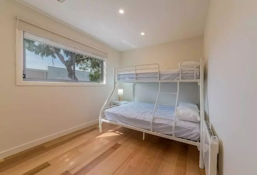 Broughton By The Beach