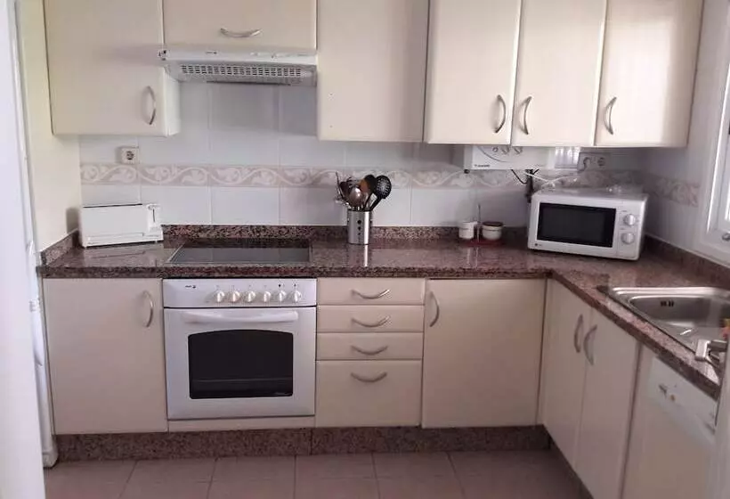 Apartamento En Marbella Con Vistas Al Golf