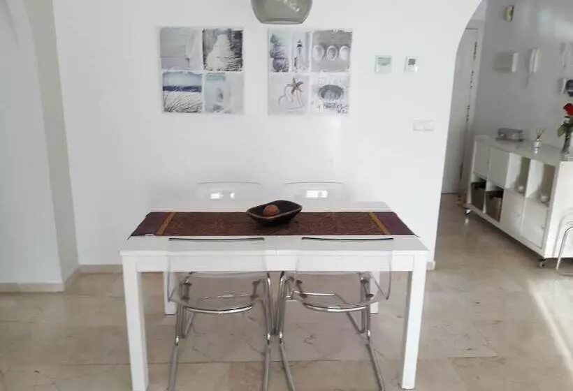 Apartamento En Marbella Con Vistas Al Golf
