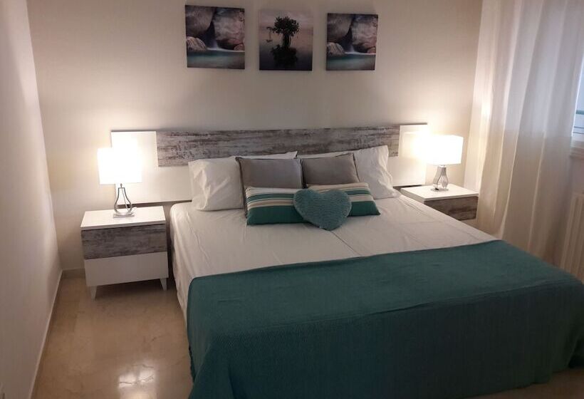 Apartamento En Marbella Con Vistas Al Golf