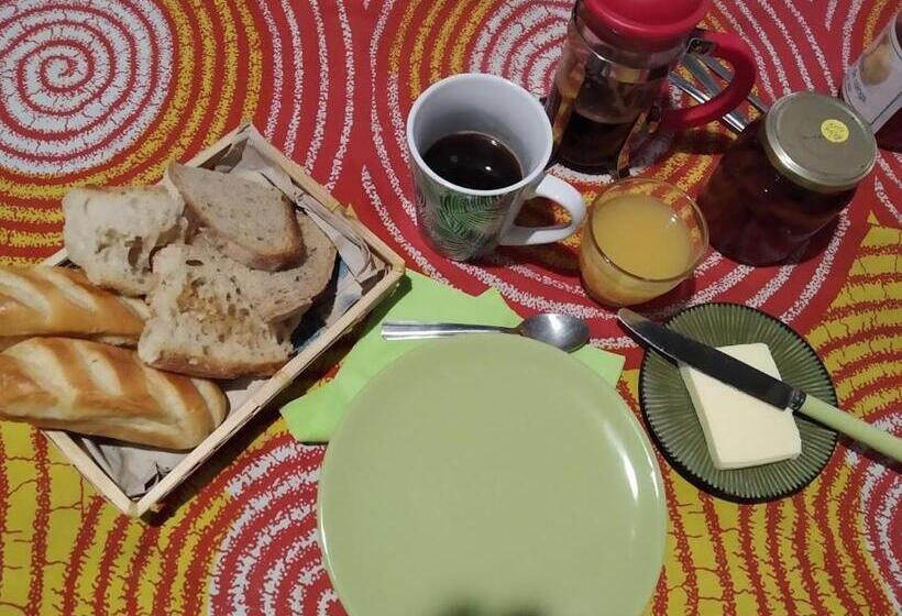 Bed and Breakfast La Tribu De Lavaud