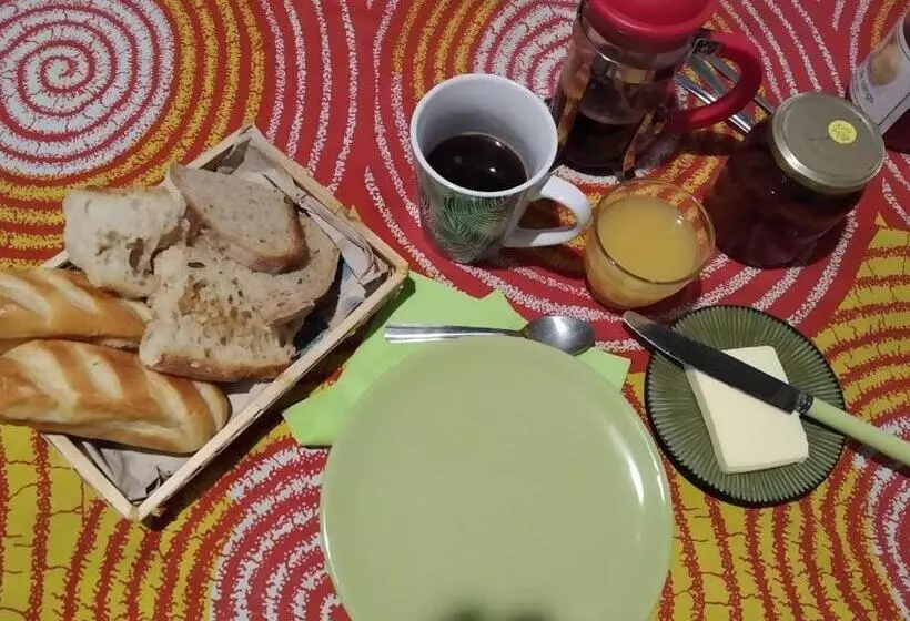 ベッドアンドブレックファースト La Tribu De Lavaud