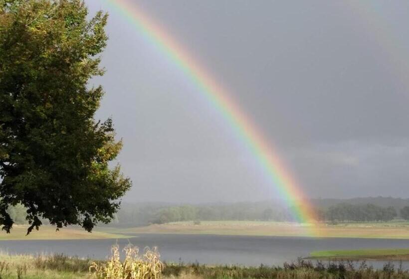 Bed and Breakfast La Tribu De Lavaud