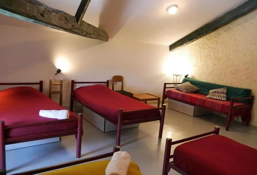 ベッドアンドブレックファースト La Tribu De Lavaud