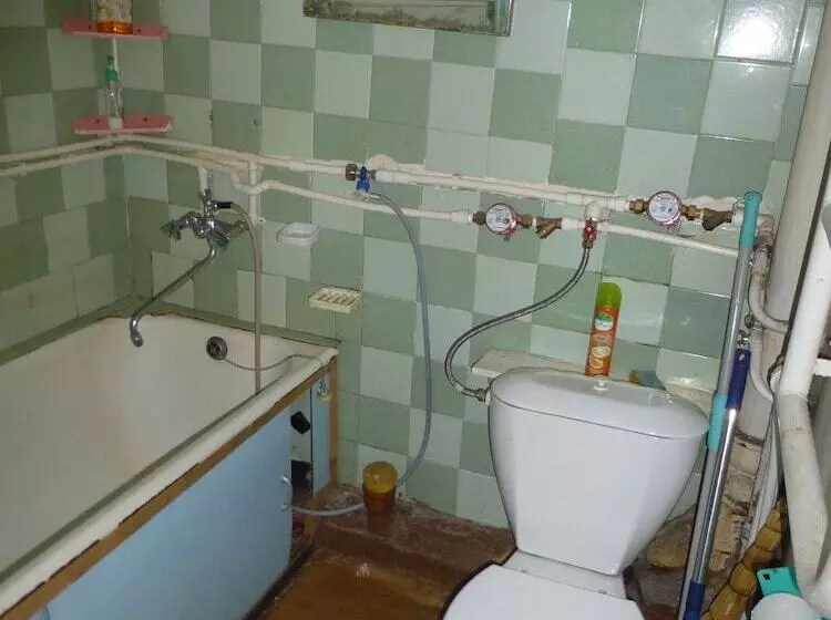 Apartments On Tolstogo 1