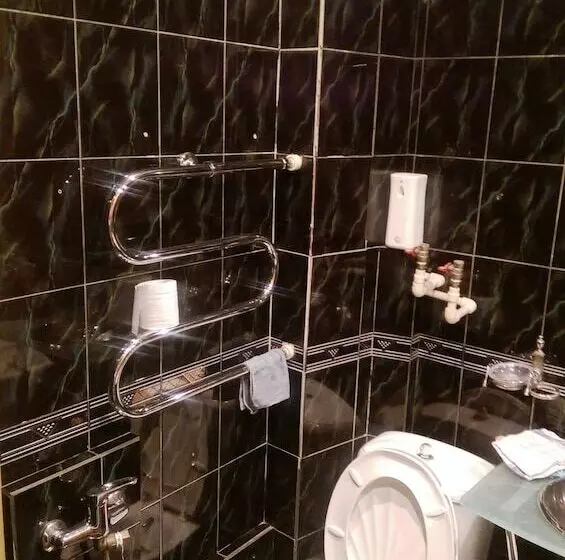 Apartments On Tolstogo 1