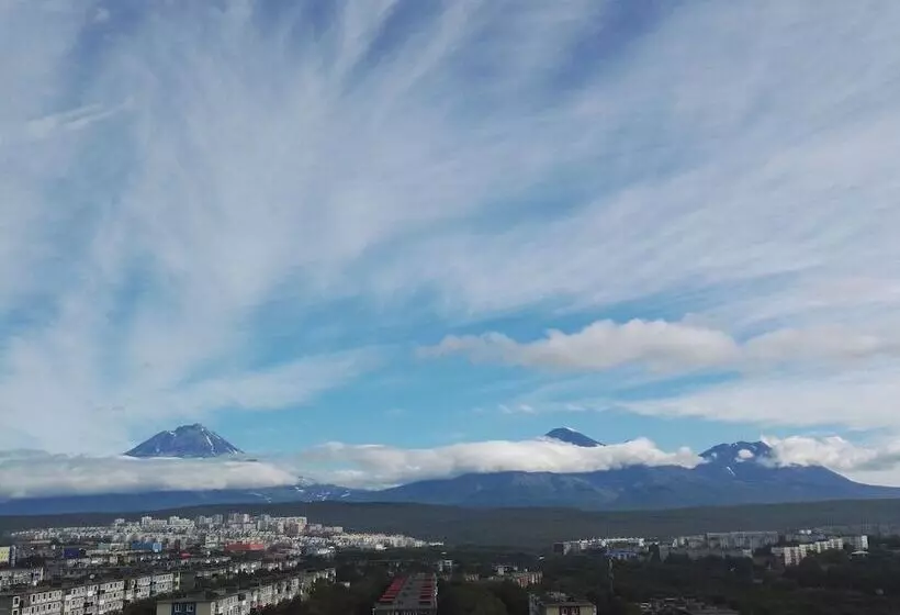 Apartments On Tolstogo 1