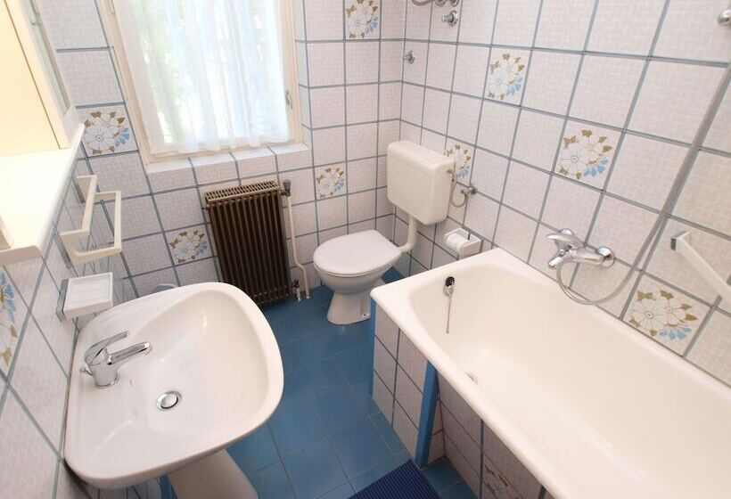 Apartments Rabac 981