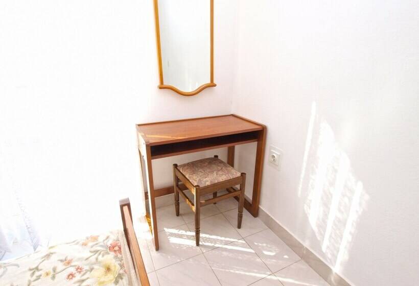 Apartments Rabac 981