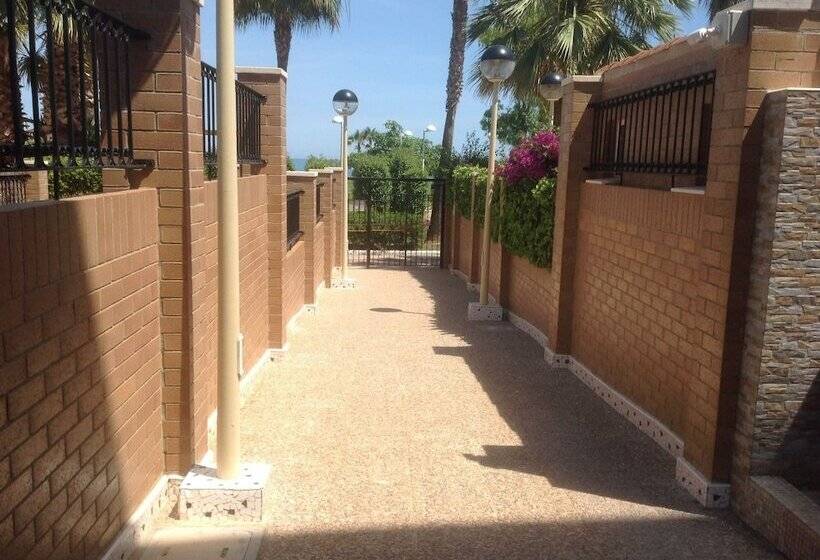 Let 4 U Costa Marina I