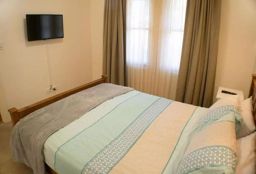 Longreach At Port Elliot