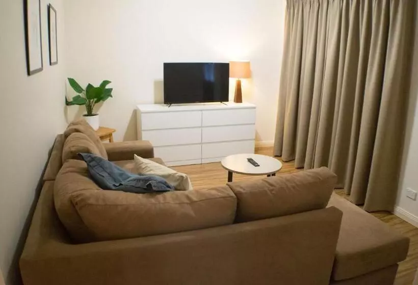 Longreach At Port Elliot