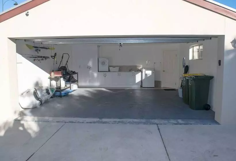 Longreach At Port Elliot