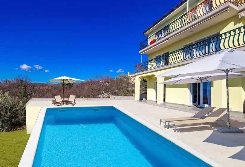 Luxury Apartments Kostrena