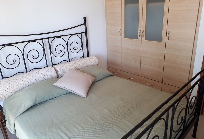 Angelikis Holiday House