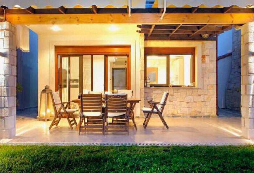 Angelikis Holiday House