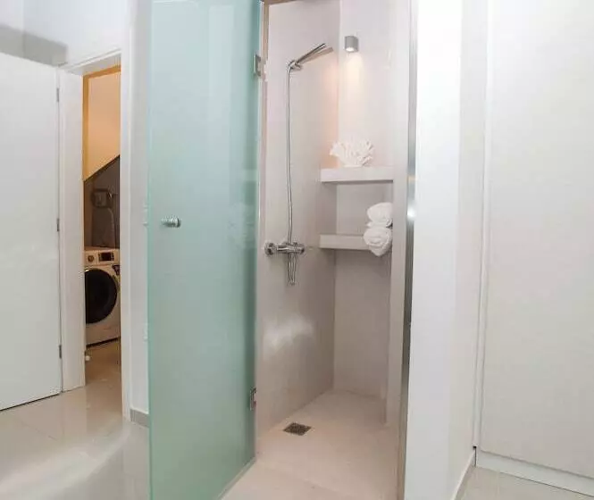 Elaia Luxury Apartments Glyfada