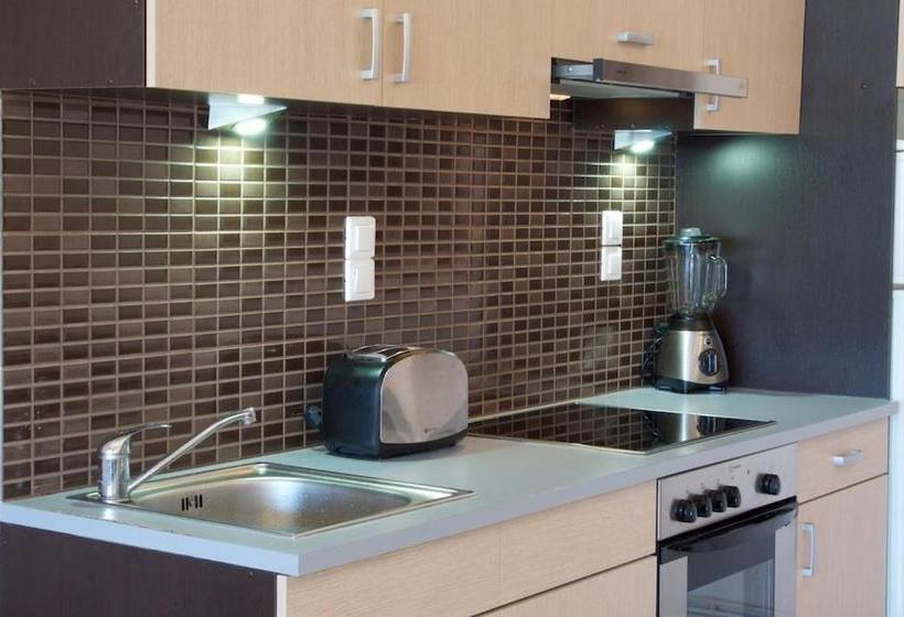 Sea Breeze Apartment