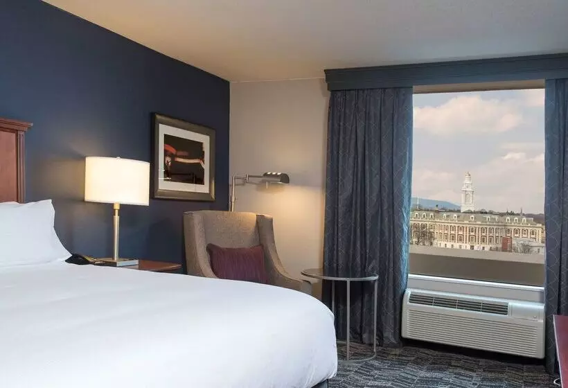 Hotel Doubletree By Hilton Schenectady Downtown