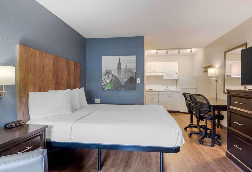 Отель Extended Stay America Suites Charlotte Airport