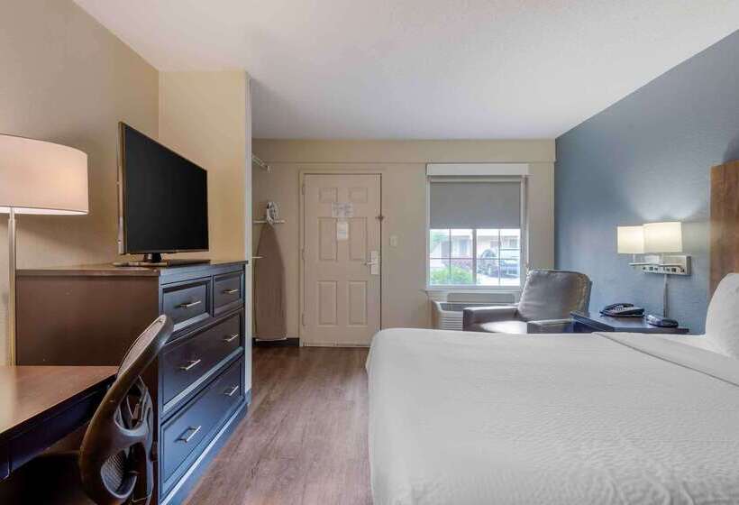 Отель Extended Stay America Suites Charlotte Airport