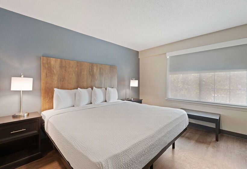 Отель Extended Stay America Suites Charlotte Airport