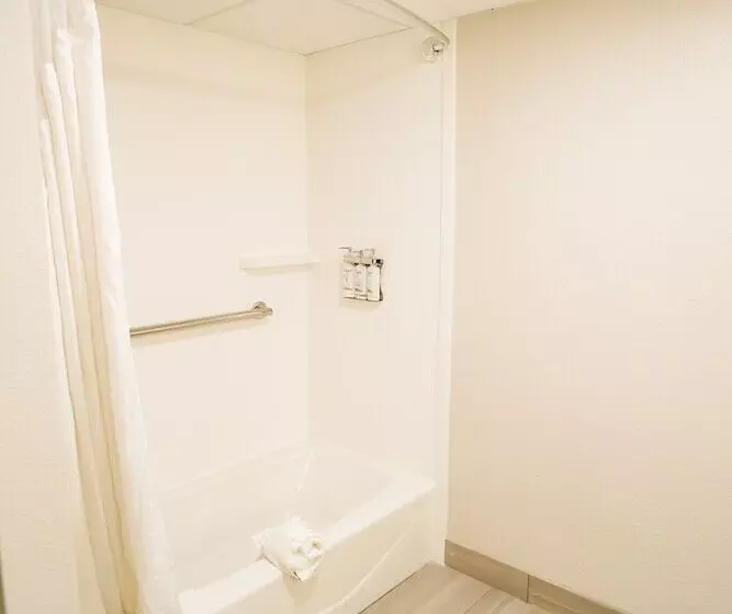 Holiday Inn Express Hotel & Suites Knoxville North I 75 Exit 112, An Ihg