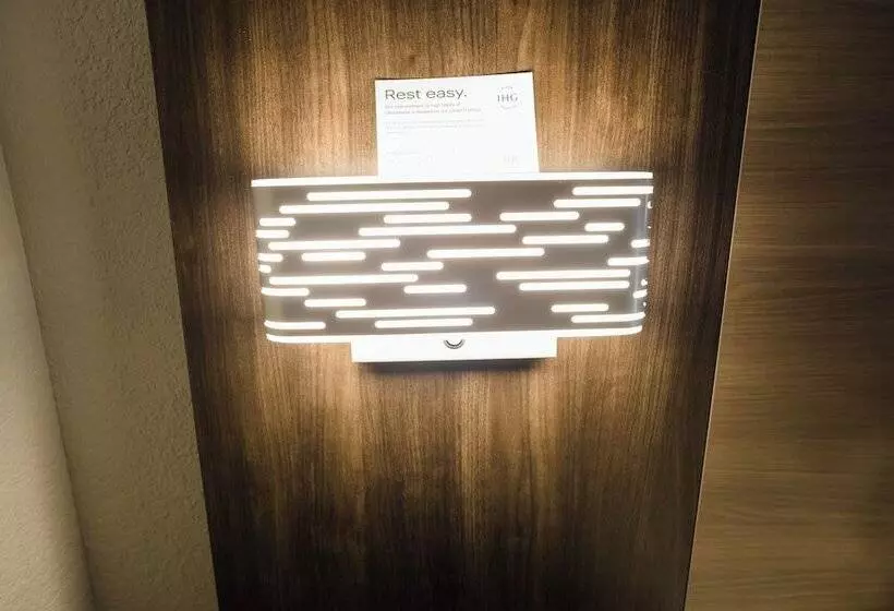 Holiday Inn Express Hotel & Suites Knoxville North I 75 Exit 112, An Ihg