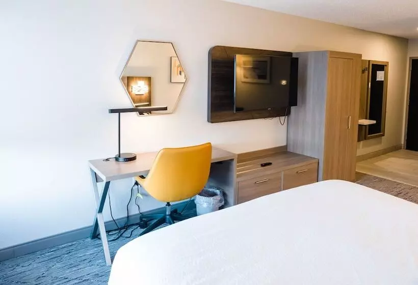 Holiday Inn Express Hotel & Suites Knoxville North I 75 Exit 112, An Ihg