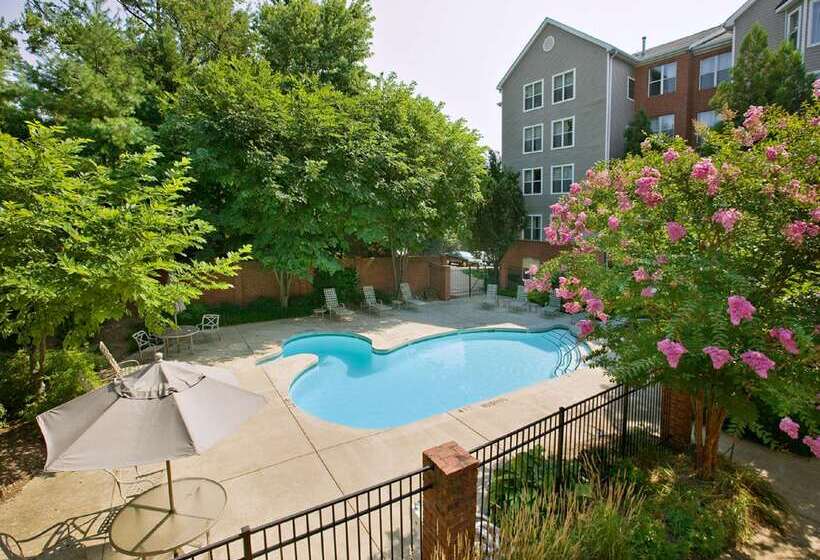 호텔 Homewood Suites By Hilton Alexandria / Pentagon South
