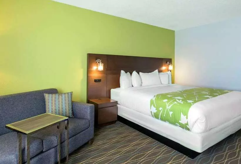 Radisson Hotel Grand Rapids Riverfront