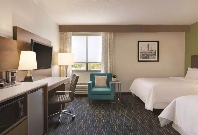 Radisson Hotel Grand Rapids Riverfront