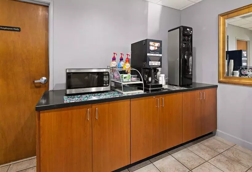 酒店 Red Roof Inn & Suites Monroe, Nc