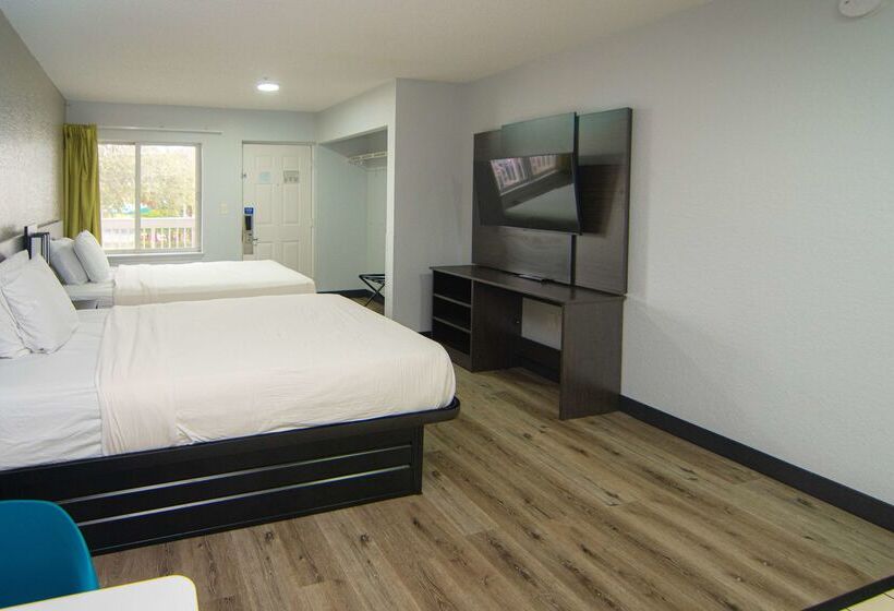 בית מלון כפרי Studio 6west Palm Beach, Fl