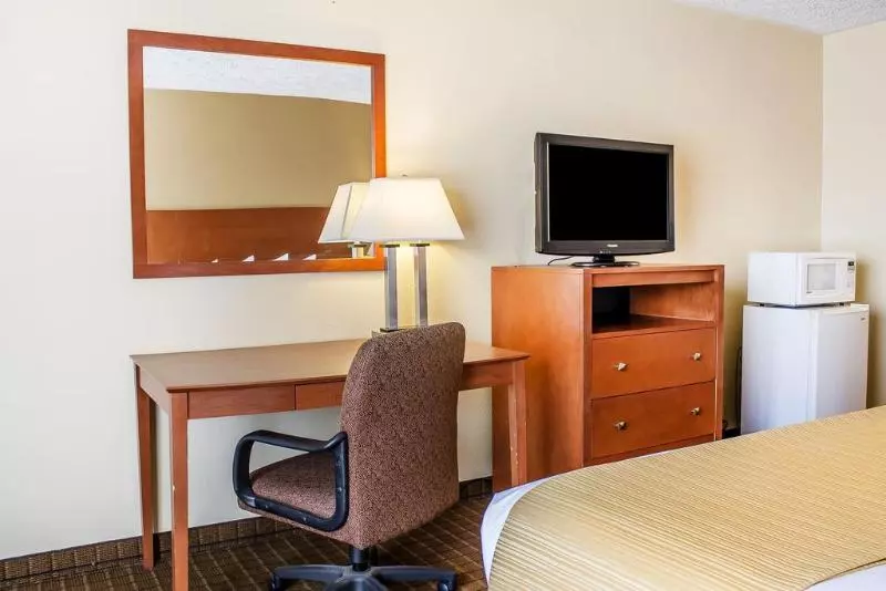 Отель Wilkesbarre Inn & Suites