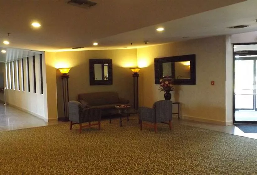 汽车旅馆  Ramada By Wyndham Wentzville